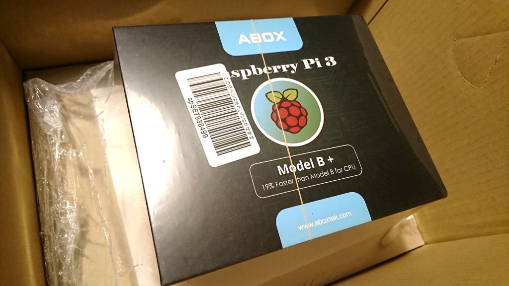amazonから届いたRaspberry-Pi-3B+
