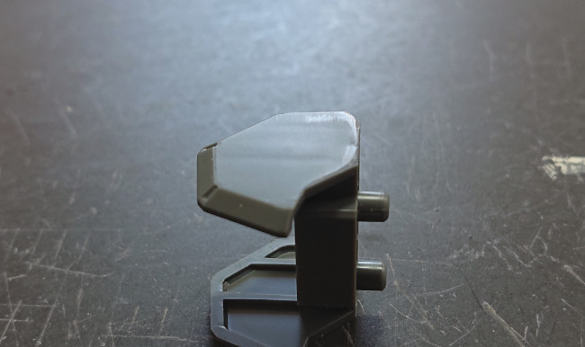 ガラスヤスリで削った表面