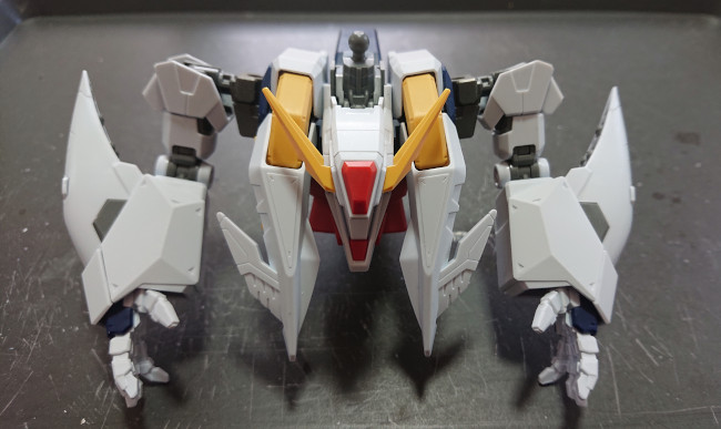 HGUC 1/144 Ξ（クスィー）ガンダム　上半身