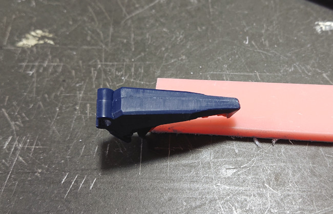 HGUC 1/144 Ξ（クスィー）ガンダム　肩パーツ