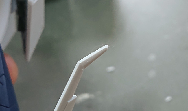 HGUC 1/144 Ξ(クスィー)ガンダム 足パーツの羽