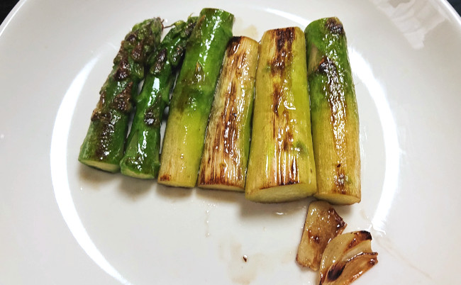 アスパラとニンニク 火が通った