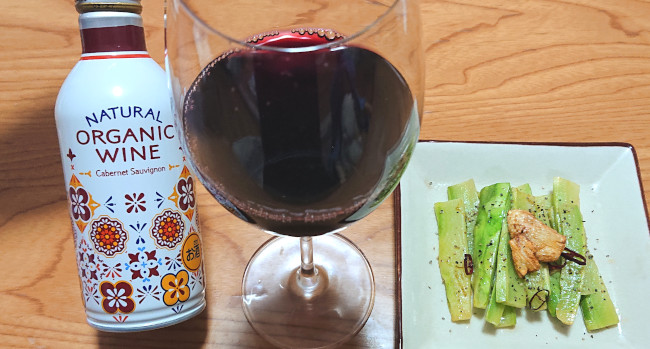 ワインとブロッコリーの茎のペペロンチーノ