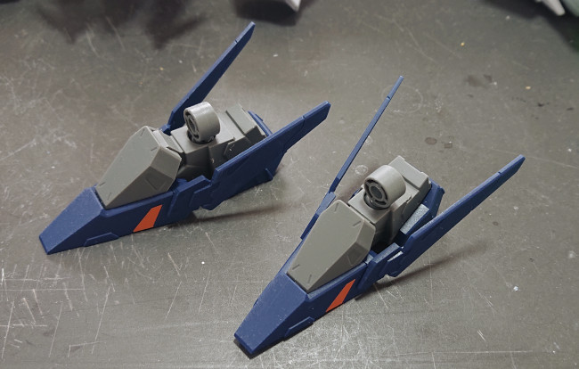 HGUC 1/144 Ξ(クスィー)ガンダム 足パーツ