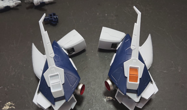 HGUC 1/144 Ξ(クスィー)ガンダム 脚部パーツ